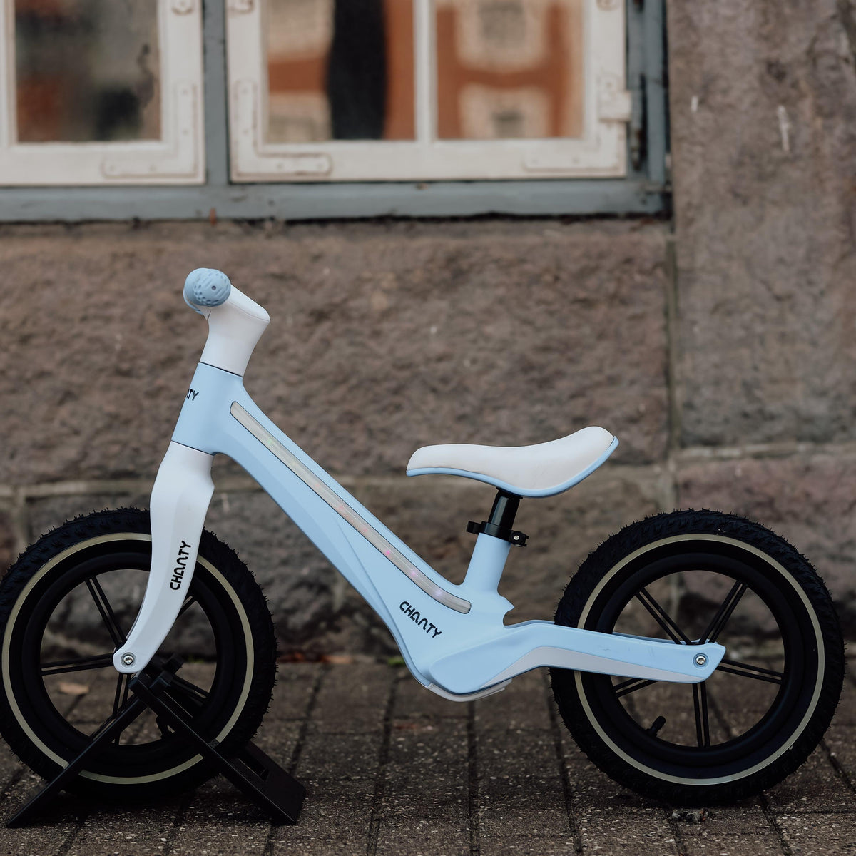 Chanty Go Blå Løbecykel | Med Integreret Lys