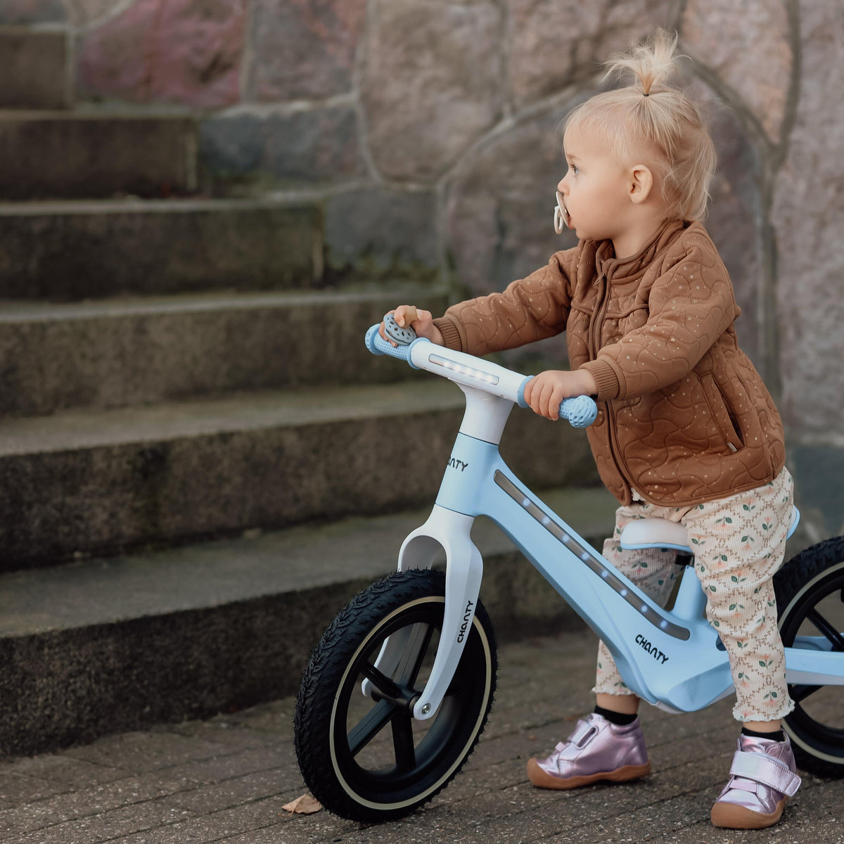 Chanty Go Blå Løbecykel | Med Integreret Lys